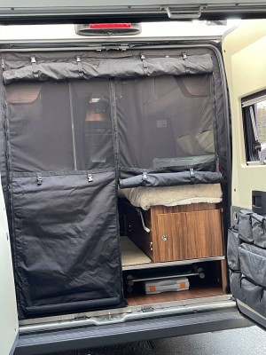 Moustiquaire AR4.jpg