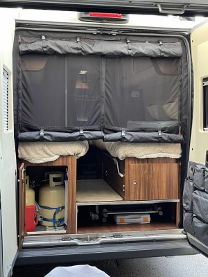 Moustiquaire AR5.jpg